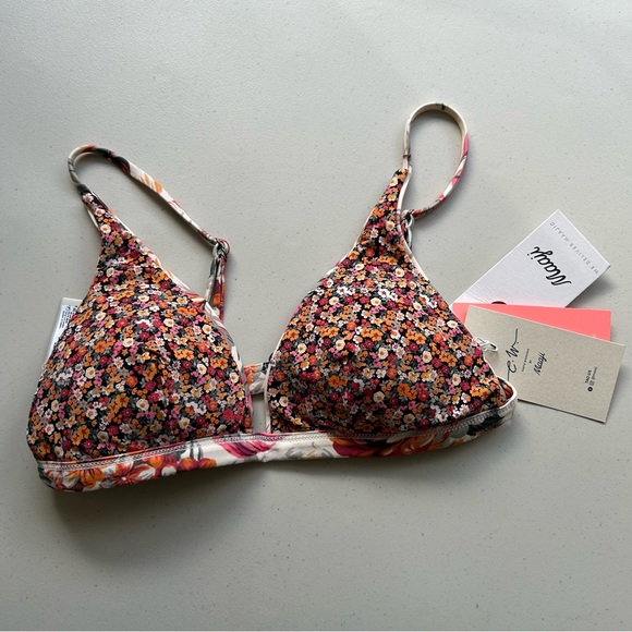 Maaji Bikini Tops Womens Medium Multicolor Floral Reversible Swimsuit New - Picture 3 of 8